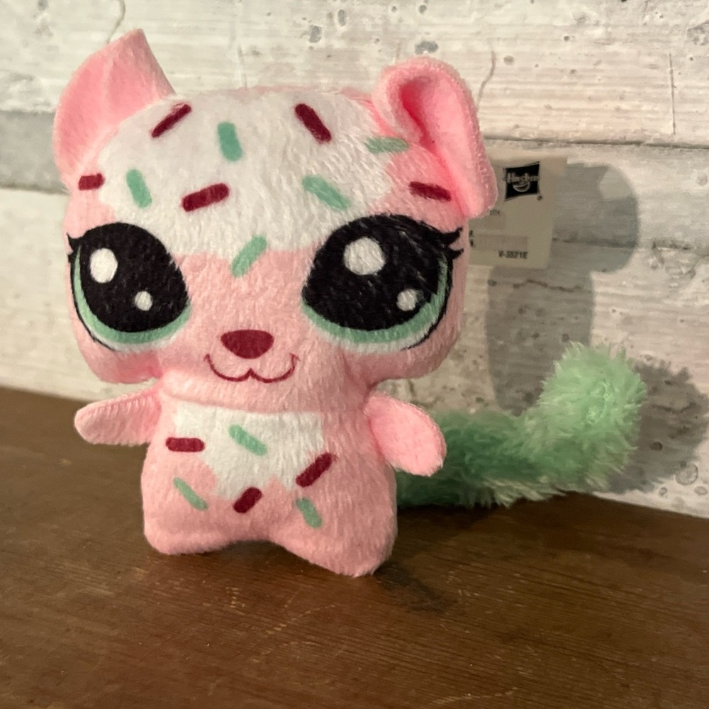 Littlest Pet Shop LPS  3” Plush W/ Bendable Tail Sugar Sprinkles Juicy Pets Shop